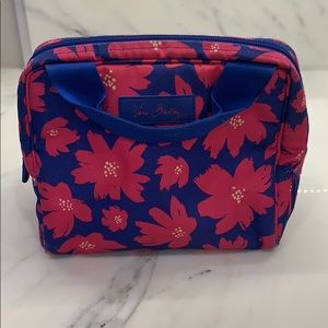 Vera Bradley Lunchbox